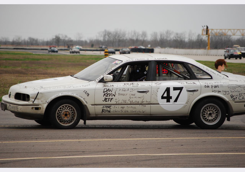 Illustration for article titled Four Hours Into The Texas Gator-O-Rama 24 Hours Of LeMons, Corolla FX16 In The Lead!
